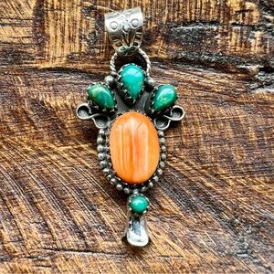 925 Sterling Silver Kingman Turquoise Spiny Oyster Squash Blossom Pendant